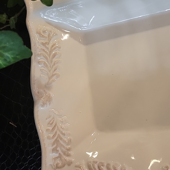 Enameled serveware - Picture 2 of 3